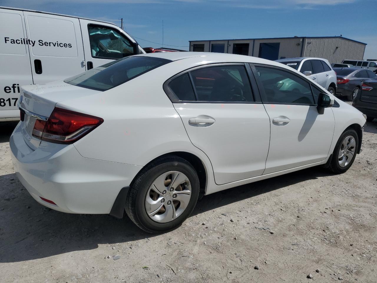 2015 HONDA CIVIC LX - Фото 3