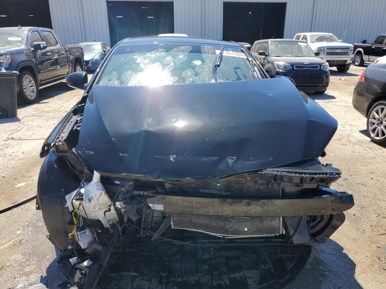 2018 HYUNDAI ELANTRA SE - Image 5
