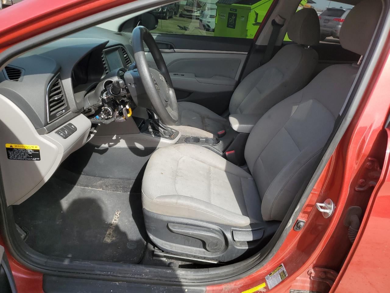 2018 HYUNDAI ELANTRA SE - Фото 7