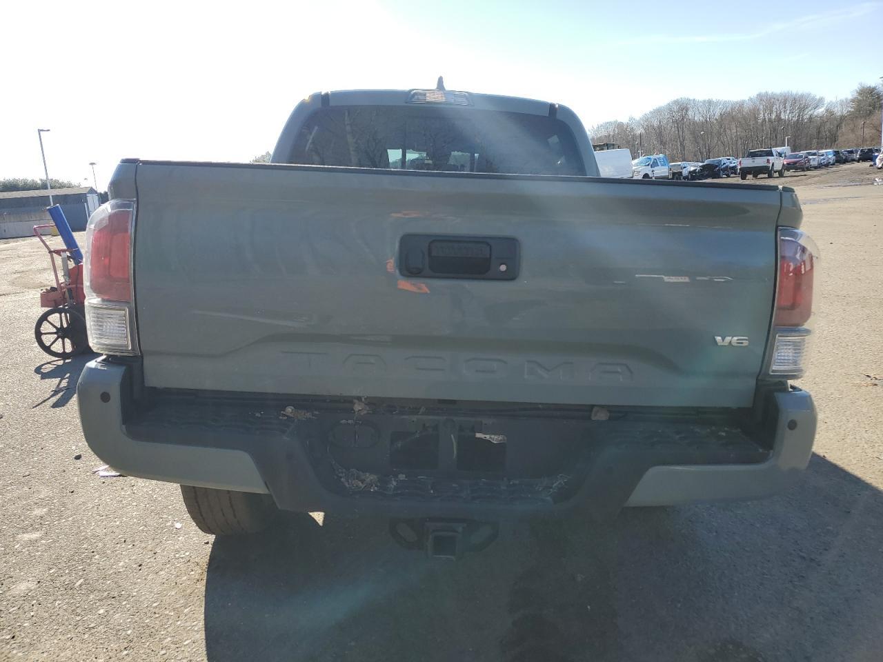2023 TOYOTA TACOMA DOU - Фото 6