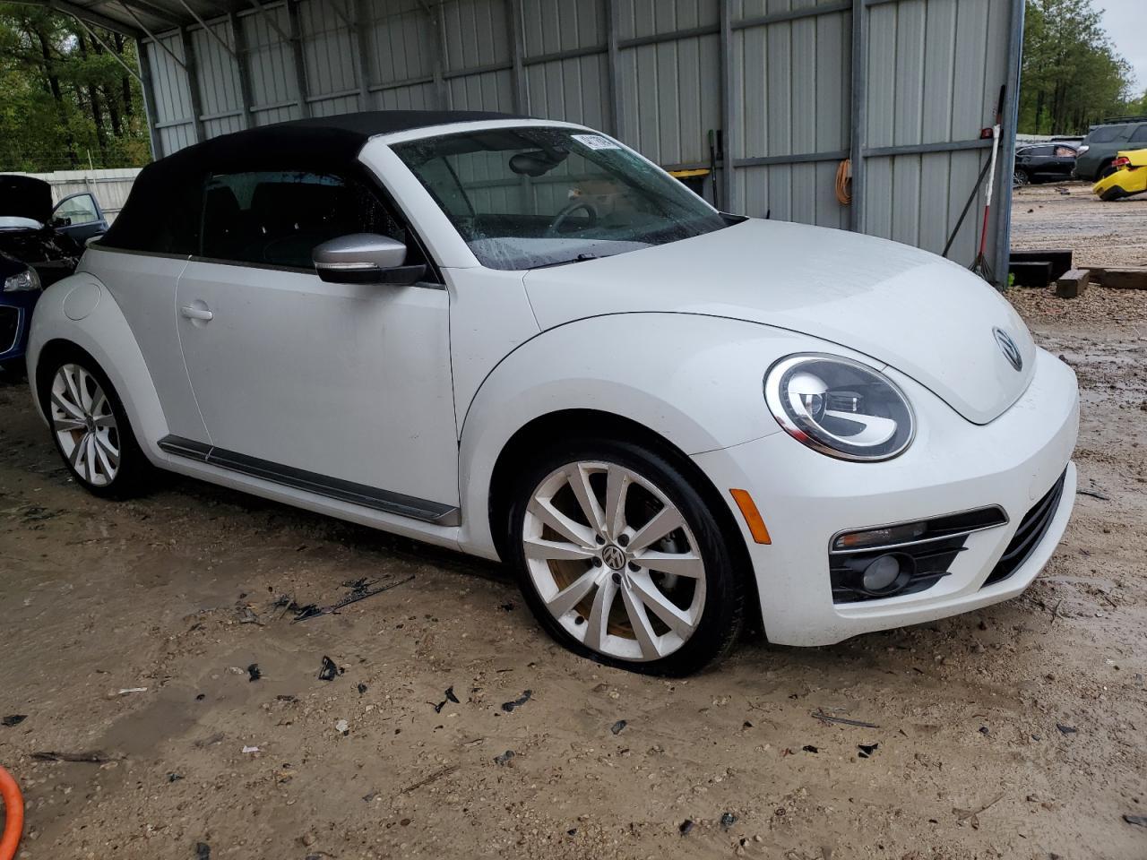 2014 VOLKSWAGEN BEETLE - Image 4