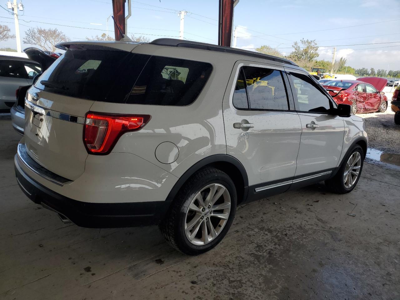 2018 FORD EXPLORER X - Image 3