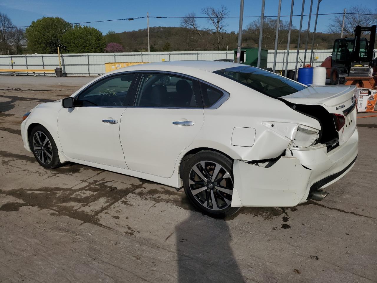 2018 NISSAN ALTIMA 2.5 - Фото 2