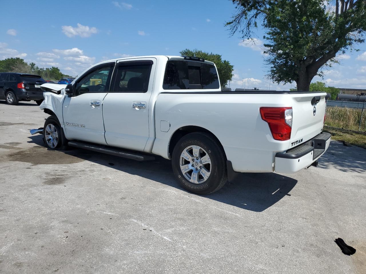 2018 NISSAN TITAN SV - Фото 2