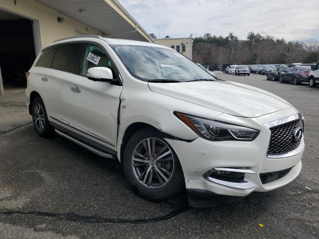 2019 INFINITI QX60 LUXE - Фото 4