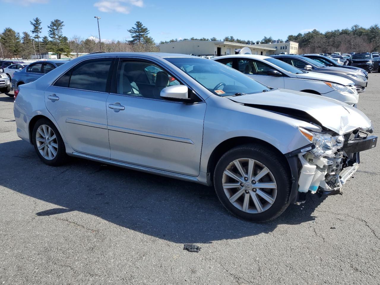 2014 TOYOTA CAMRY L - Image 4