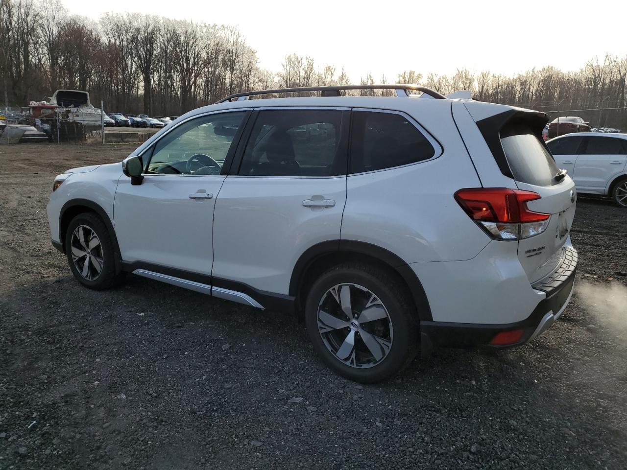 2020 SUBARU FORESTER T - Фото 2