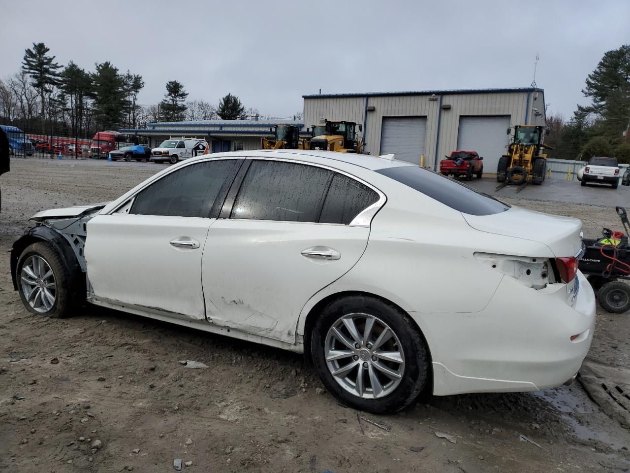 2015 INFINITI Q50 BASE - Фото 2