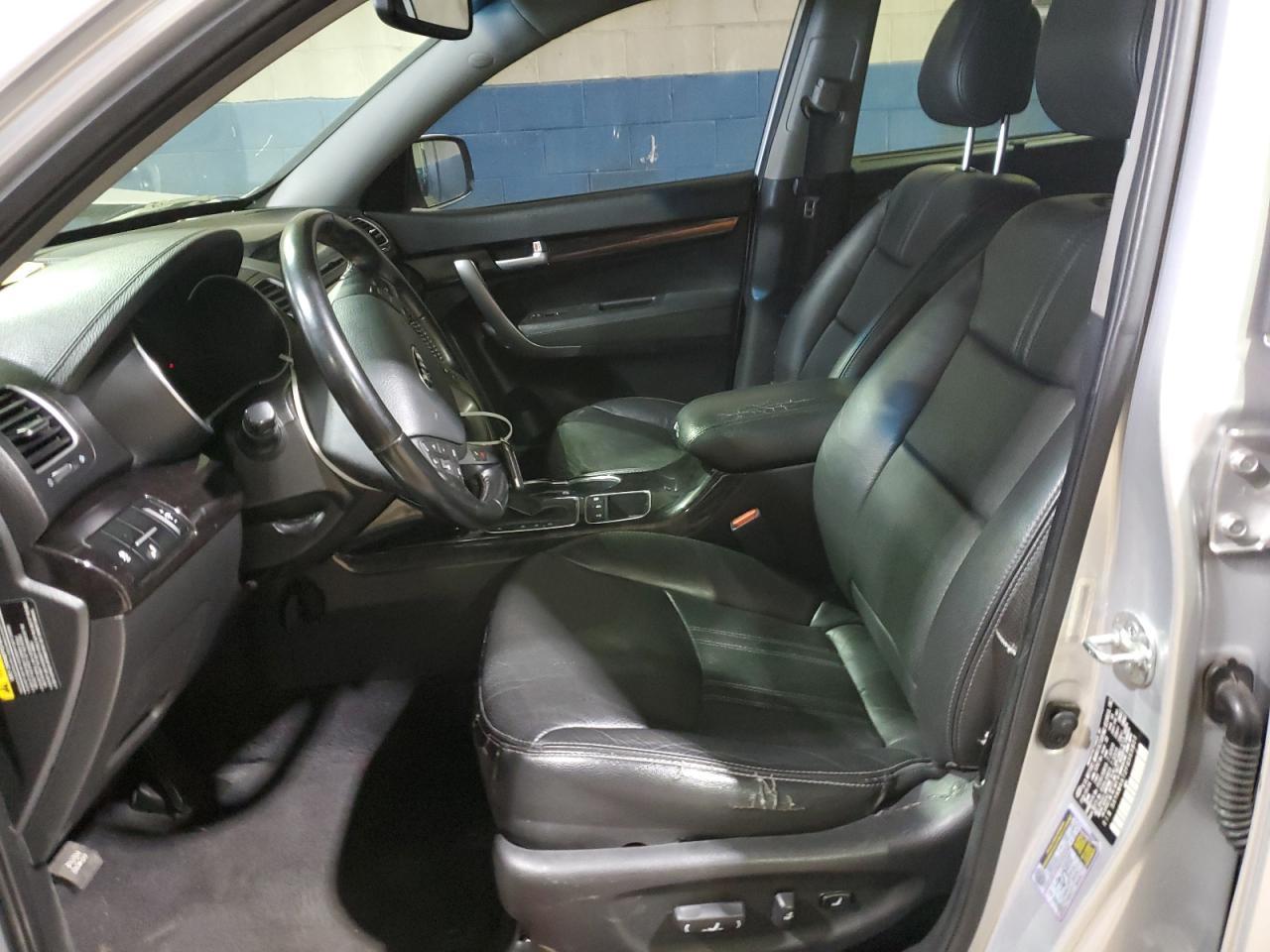 2015 KIA SORENTO SX - Image 7