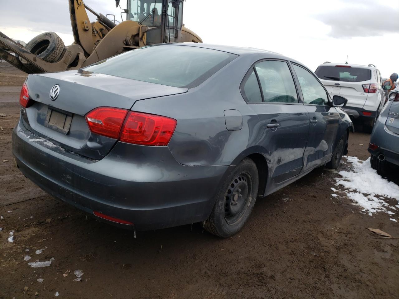 2013 VOLKSWAGEN JETTA BASE - Фото 3