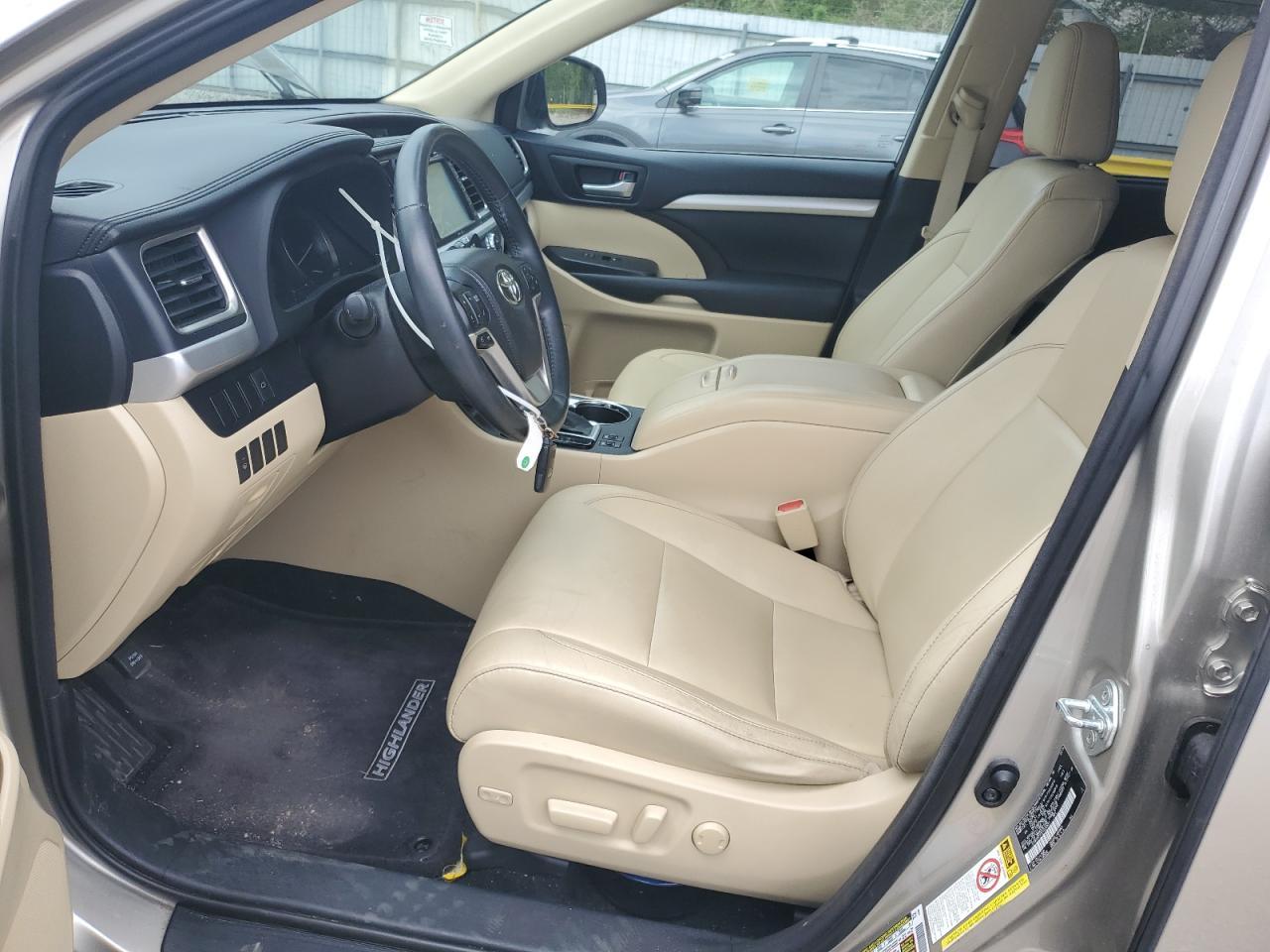 2014 TOYOTA HIGHLANDER - Image 7