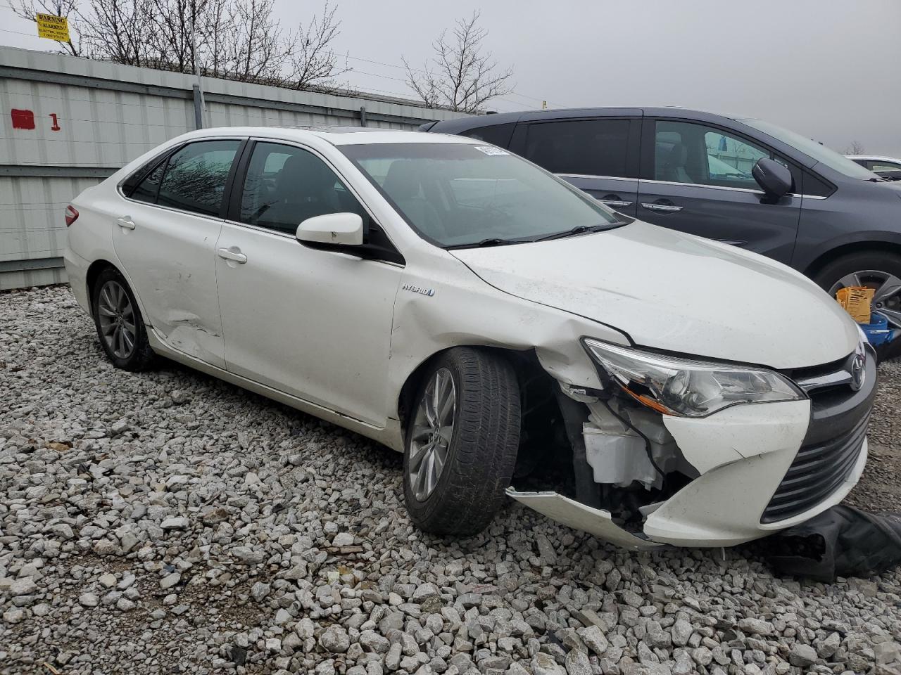 2017 TOYOTA CAMRY HYBR - Фото 4