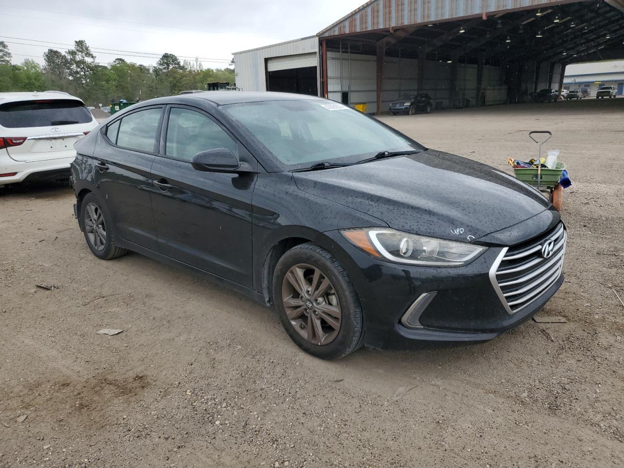 2017 HYUNDAI ELANTRA SE - Фото 4