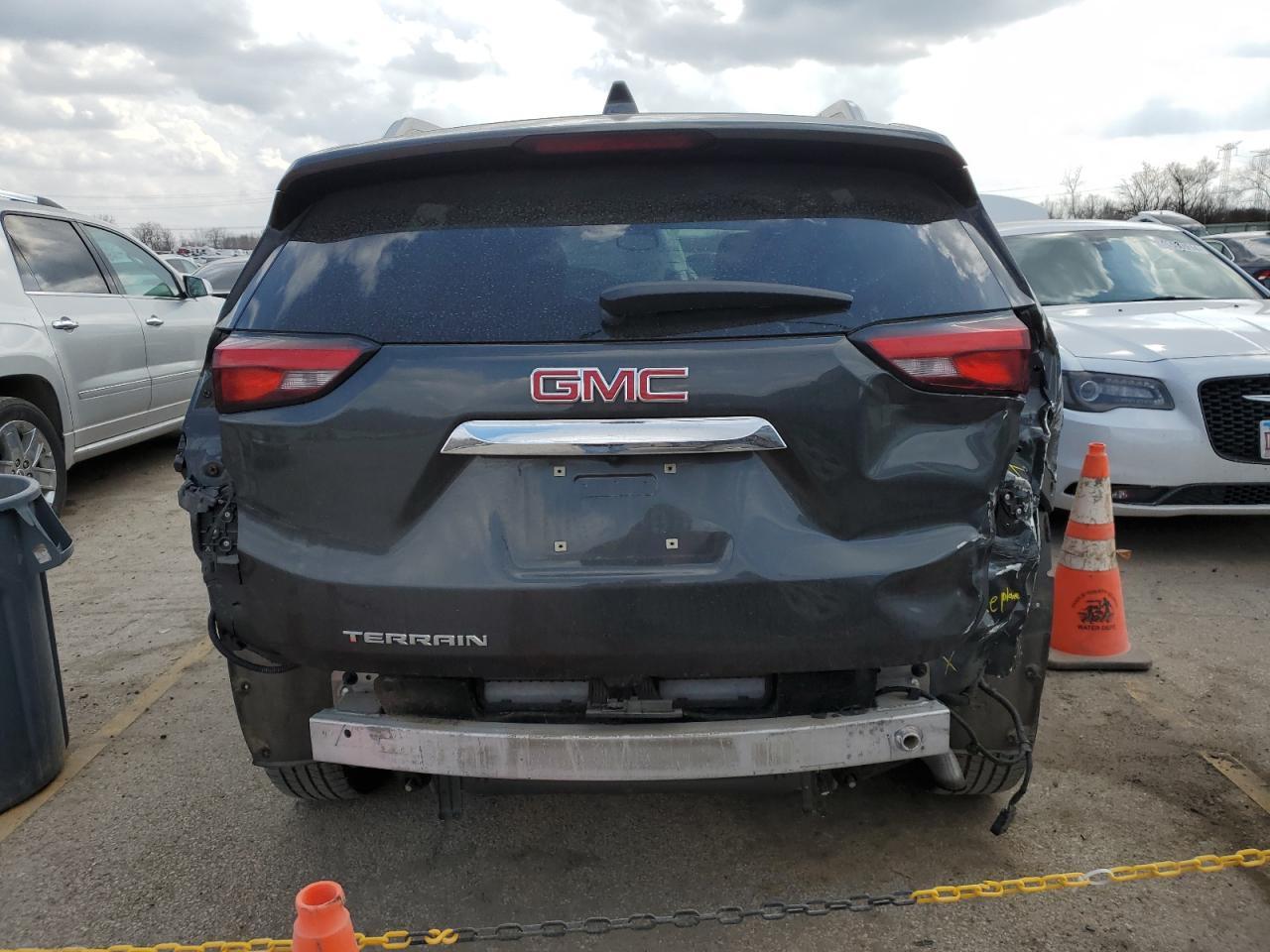 2018 GMC TERRAIN SL - Image 6