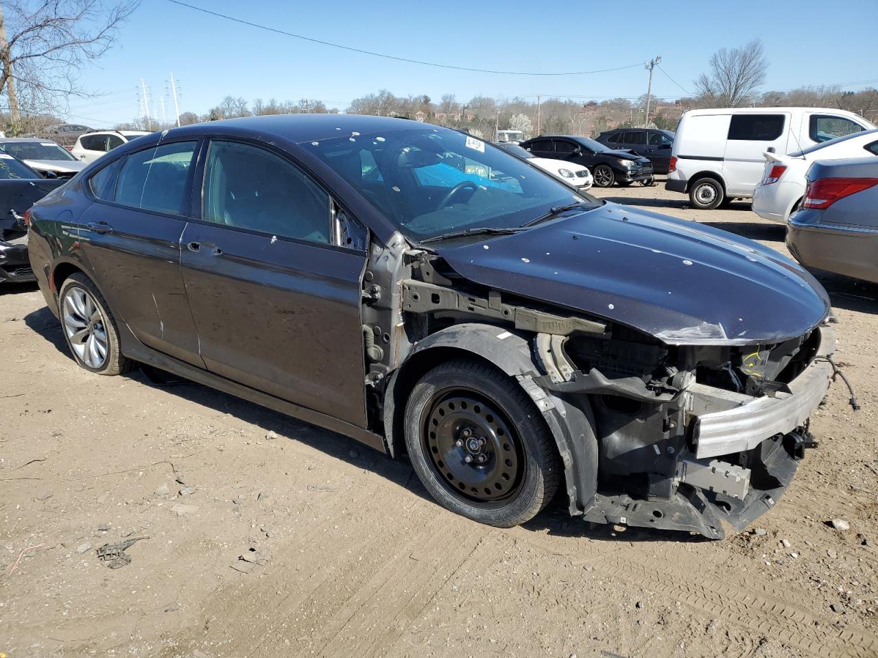 2015 CHRYSLER 200 S - Фото 4