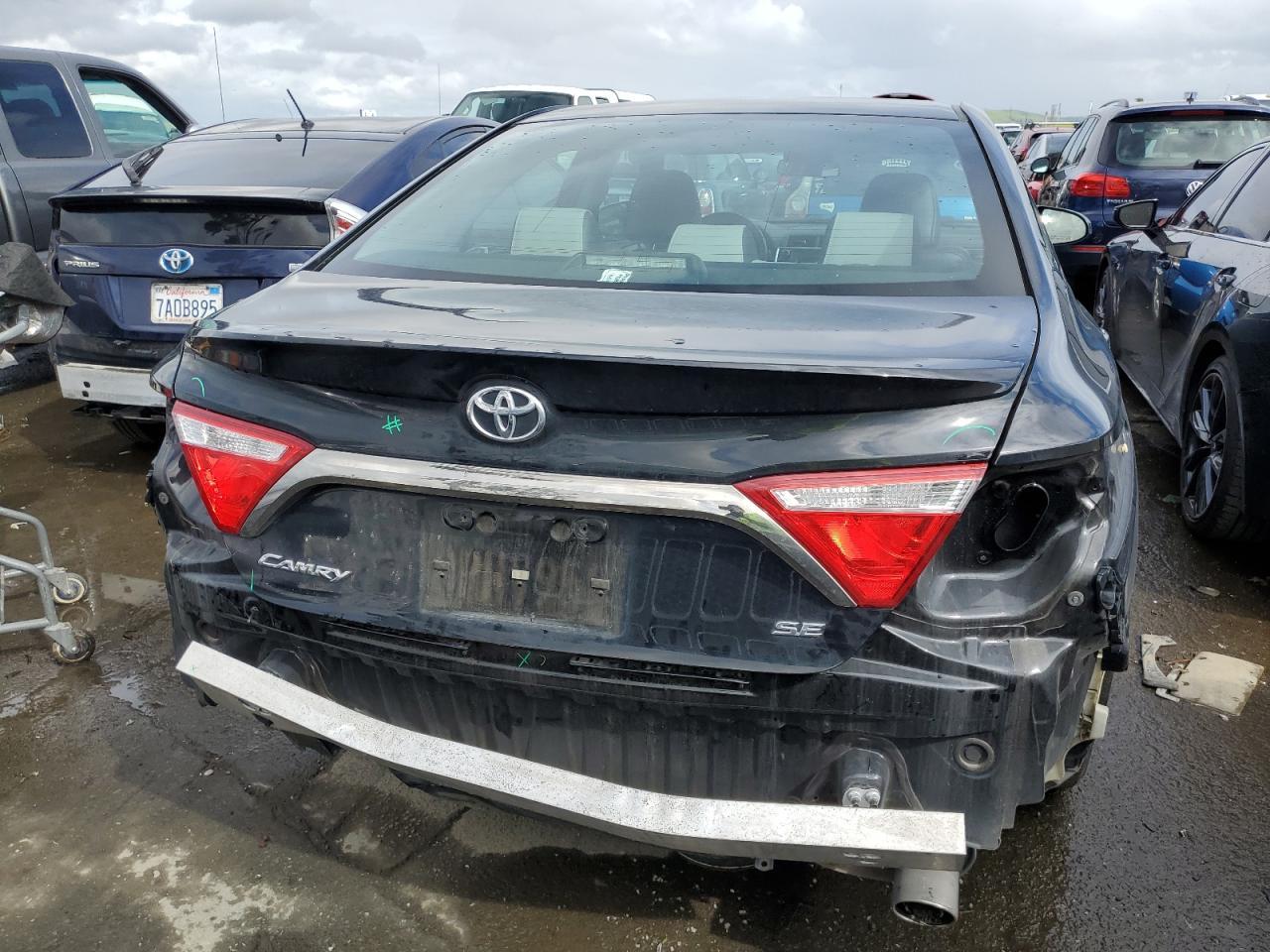 2017 TOYOTA CAMRY LE - Image 6
