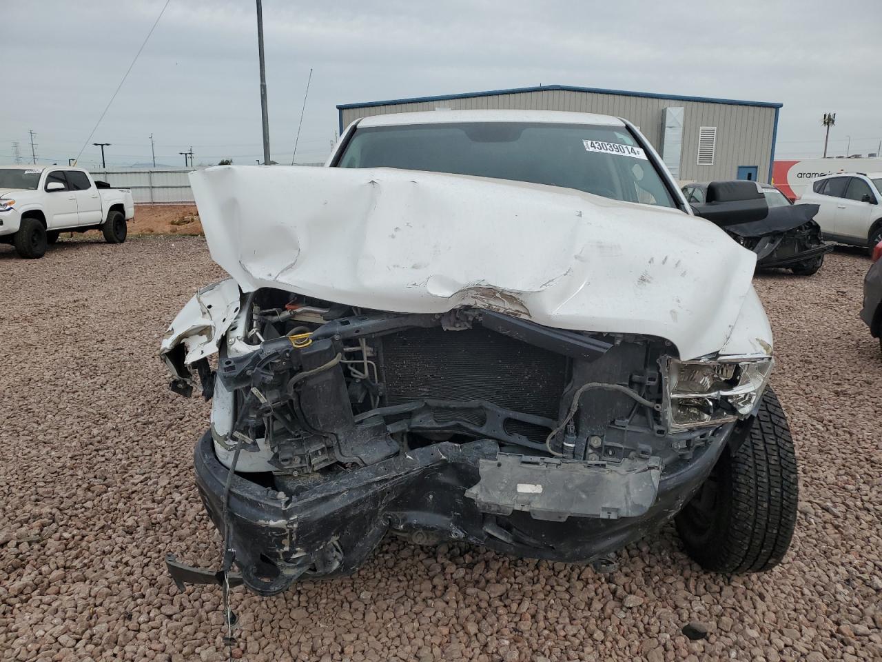 2014 RAM 1500 ST - Image 5
