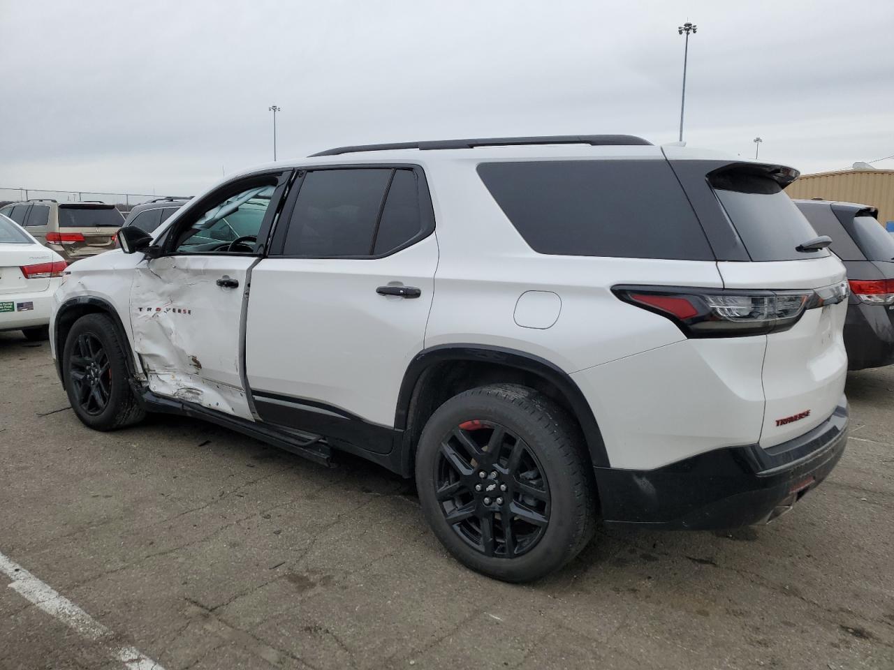 2021 CHEVROLET TRAVERSE P - Фото 2