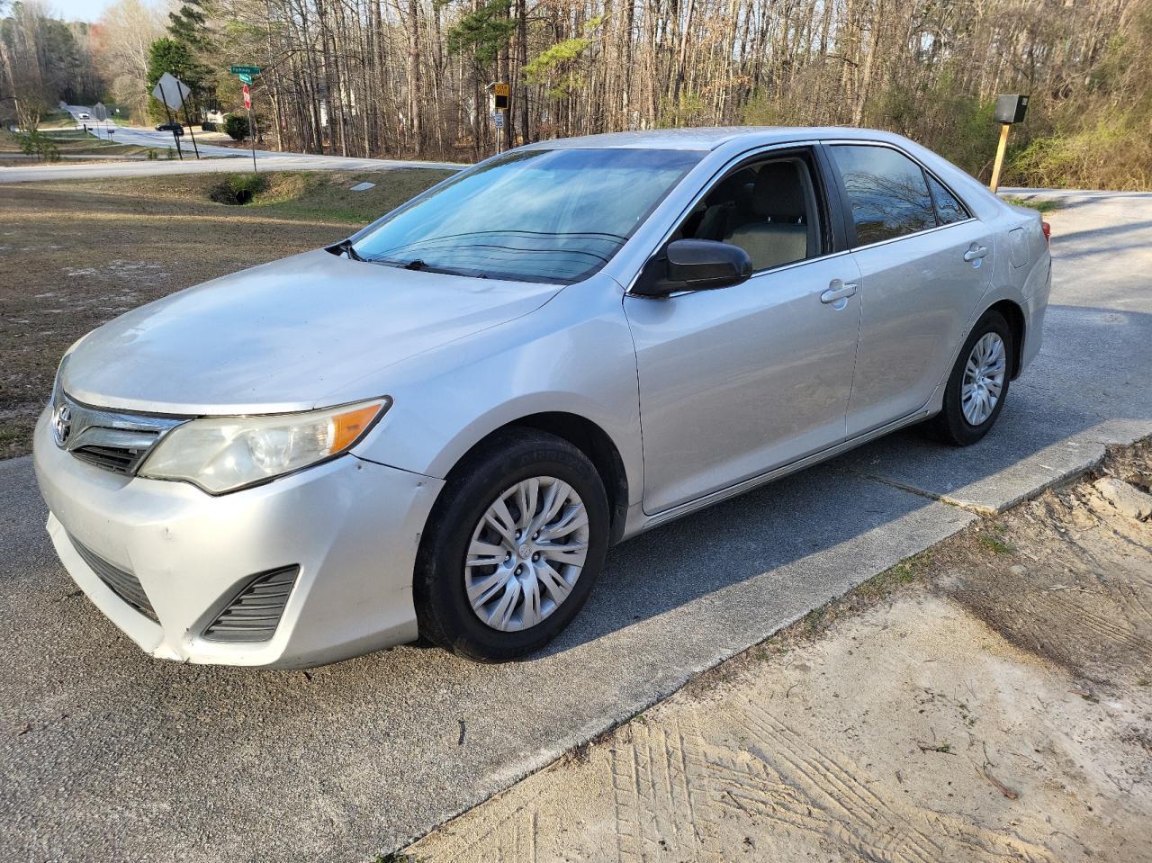 2012 TOYOTA CAMRY BASE - Фото 2
