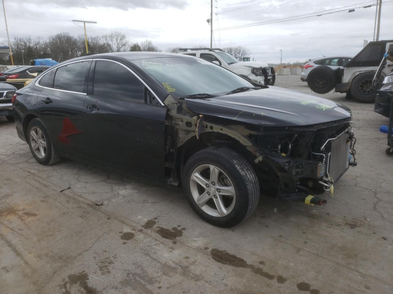 2019 CHEVROLET MALIBU LS - Фото 4