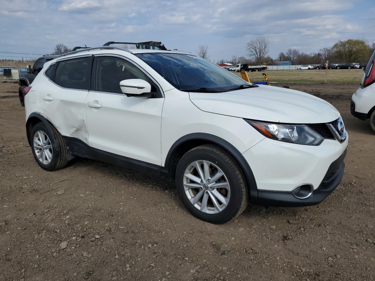 2017 NISSAN ROGUE SPOR - Фото 4
