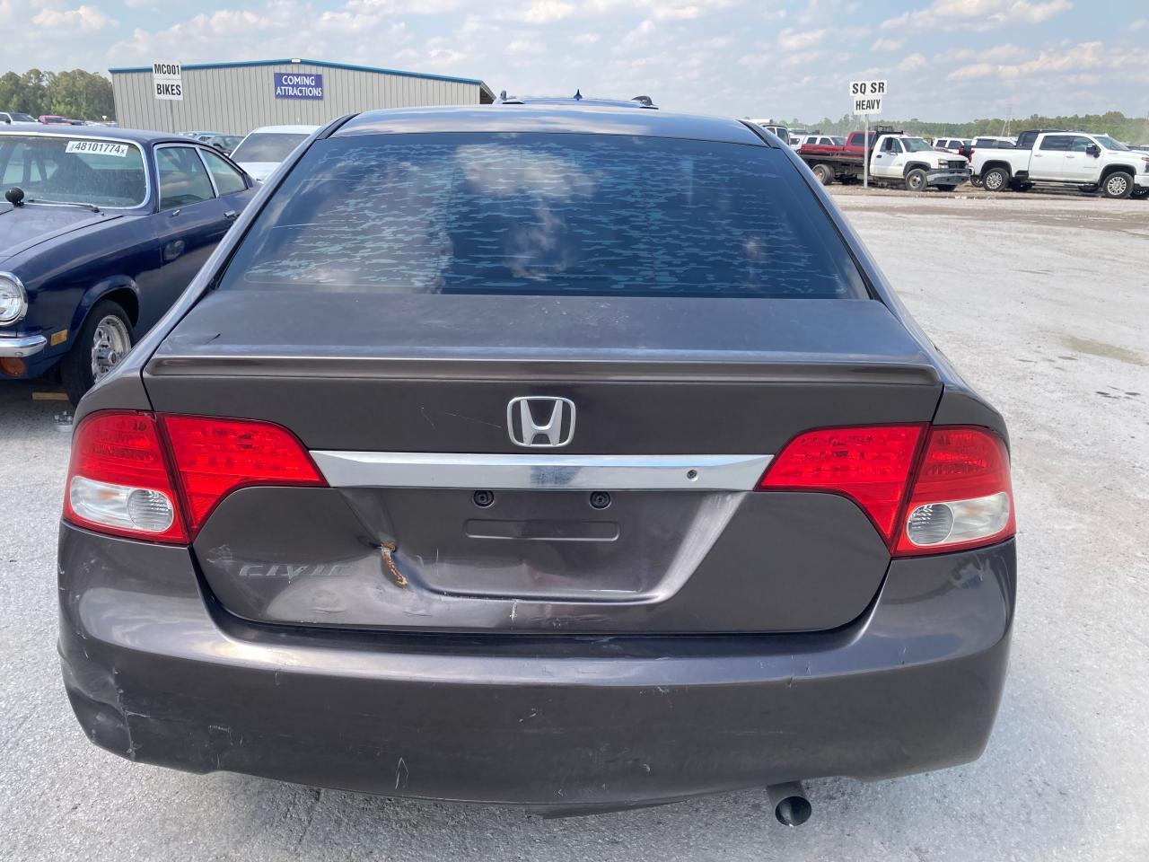 2011 HONDA CIVIC LX - Image 6