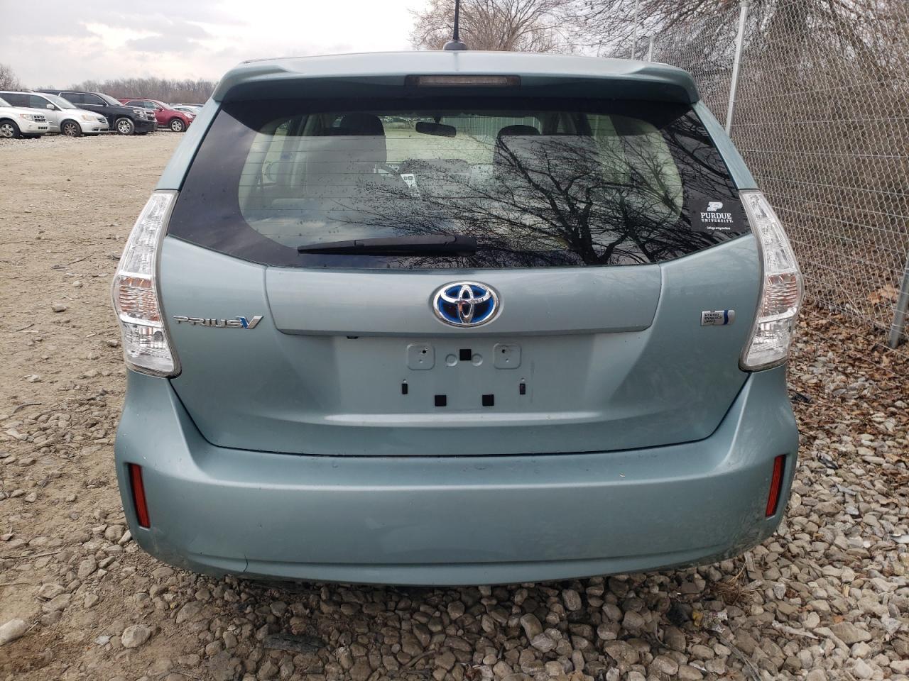 2013 TOYOTA PRIUS V - Image 6