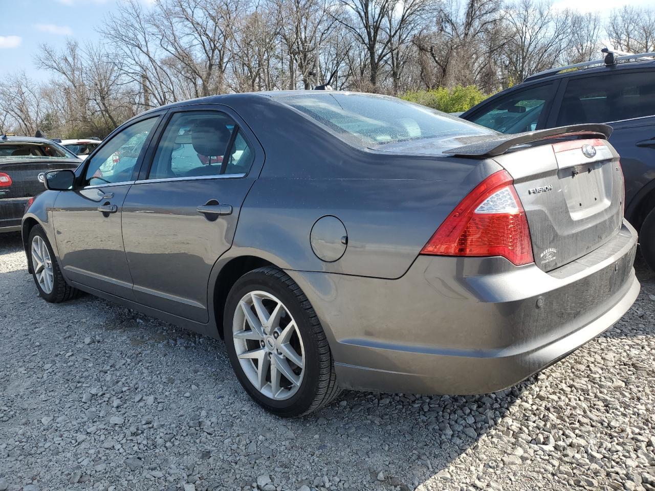 2012 FORD FUSION SEL - Image 2