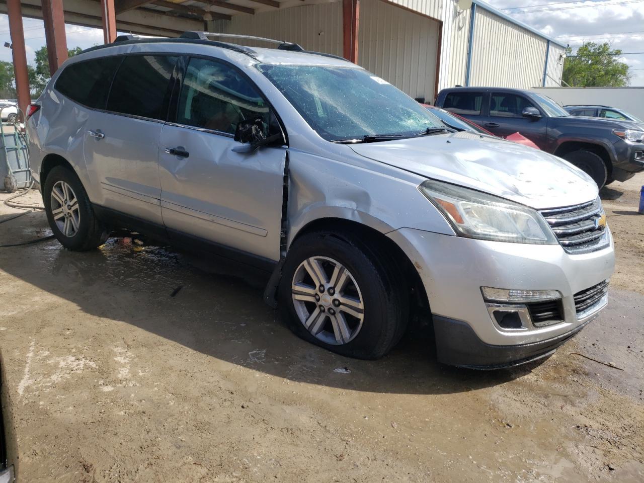 2015 CHEVROLET TRAVERSE L - Image 4