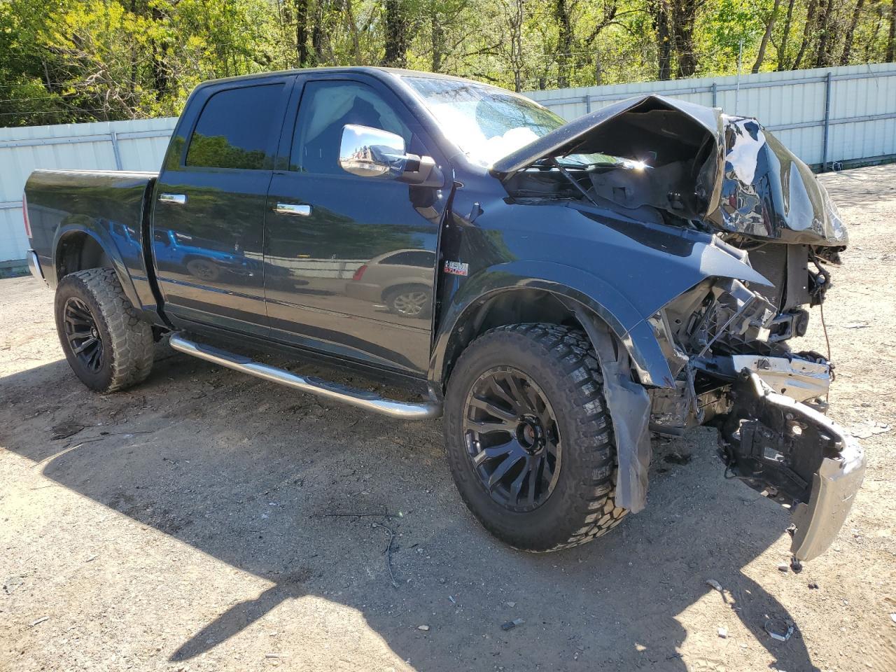 2017 RAM 1500 LARAM - Image 4