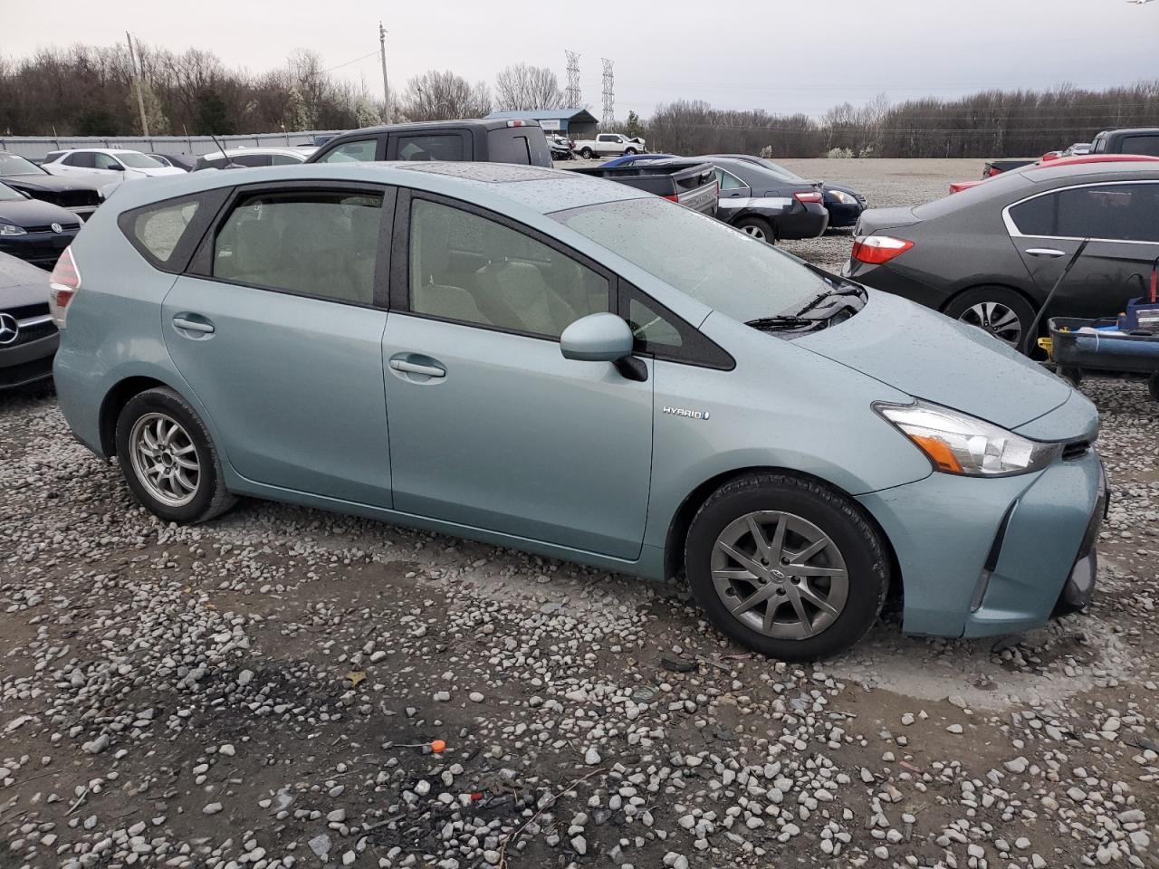 2017 TOYOTA PRIUS V - Фото 4