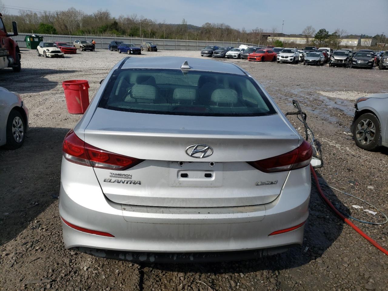 2017 HYUNDAI ELANTRA SE - Фото 6