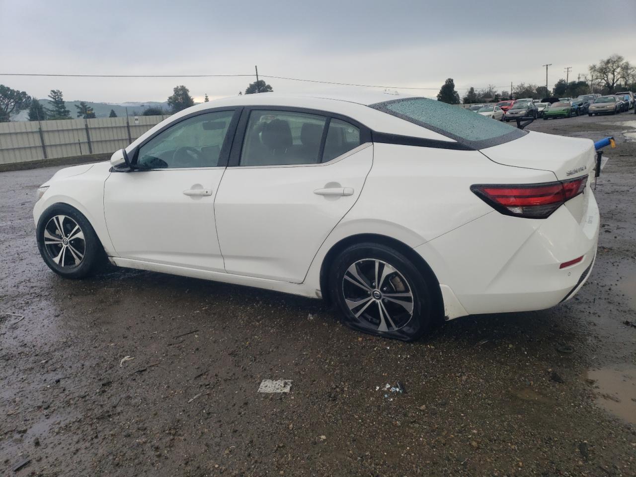 2020 NISSAN SENTRA SV - Фото 2