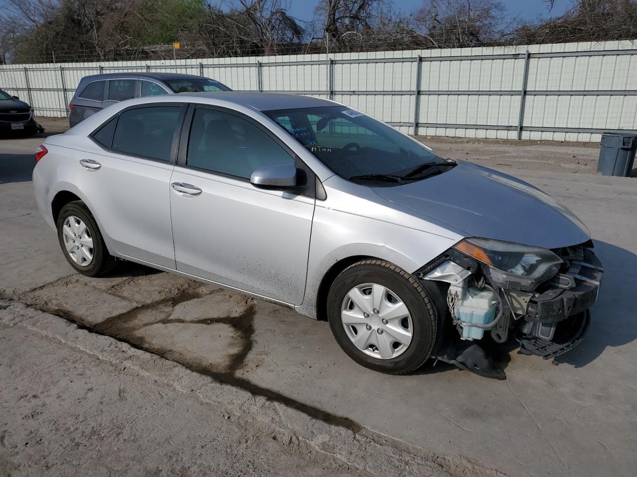 2014 TOYOTA COROLLA L - Фото 4