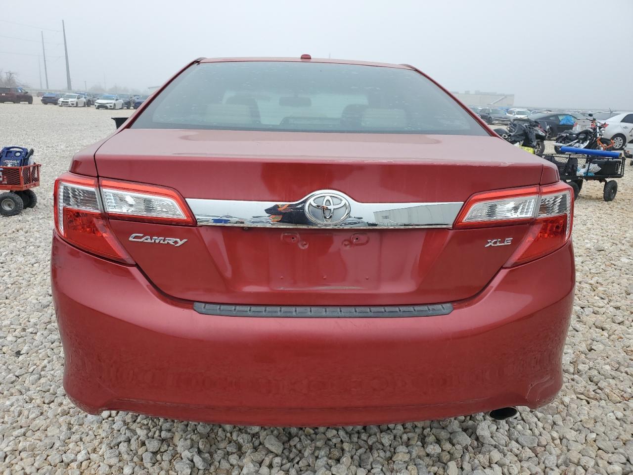 2014 TOYOTA CAMRY L - Image 6