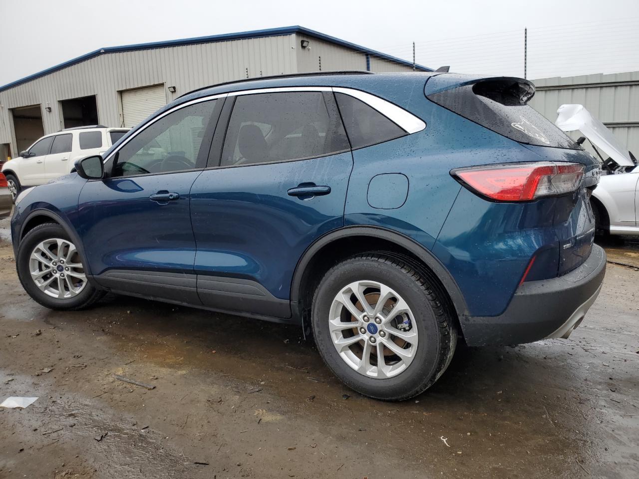 2020 FORD ESCAPE SE - Фото 2