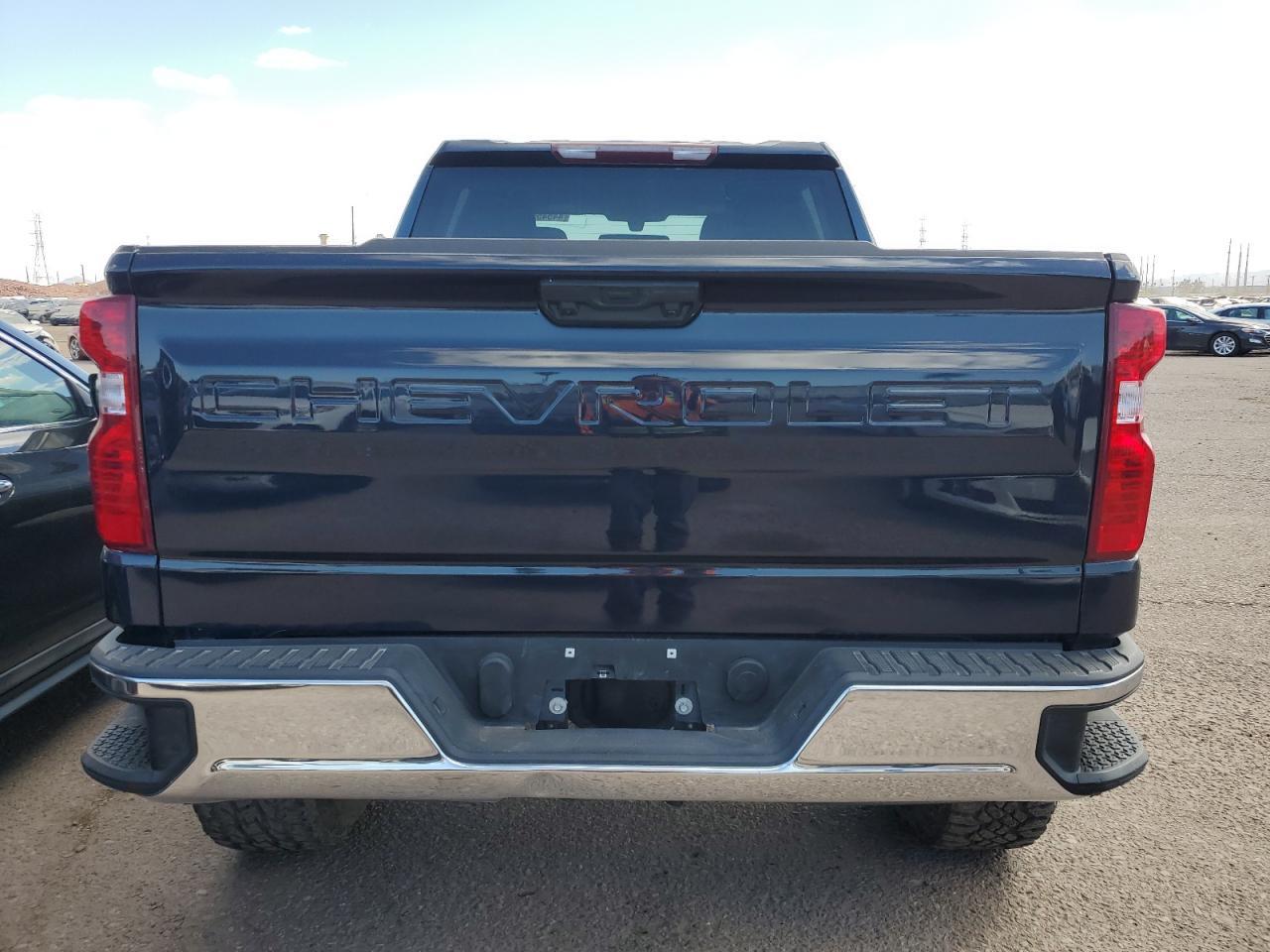 2019 CHEVROLET SILVERADO - Фото 6