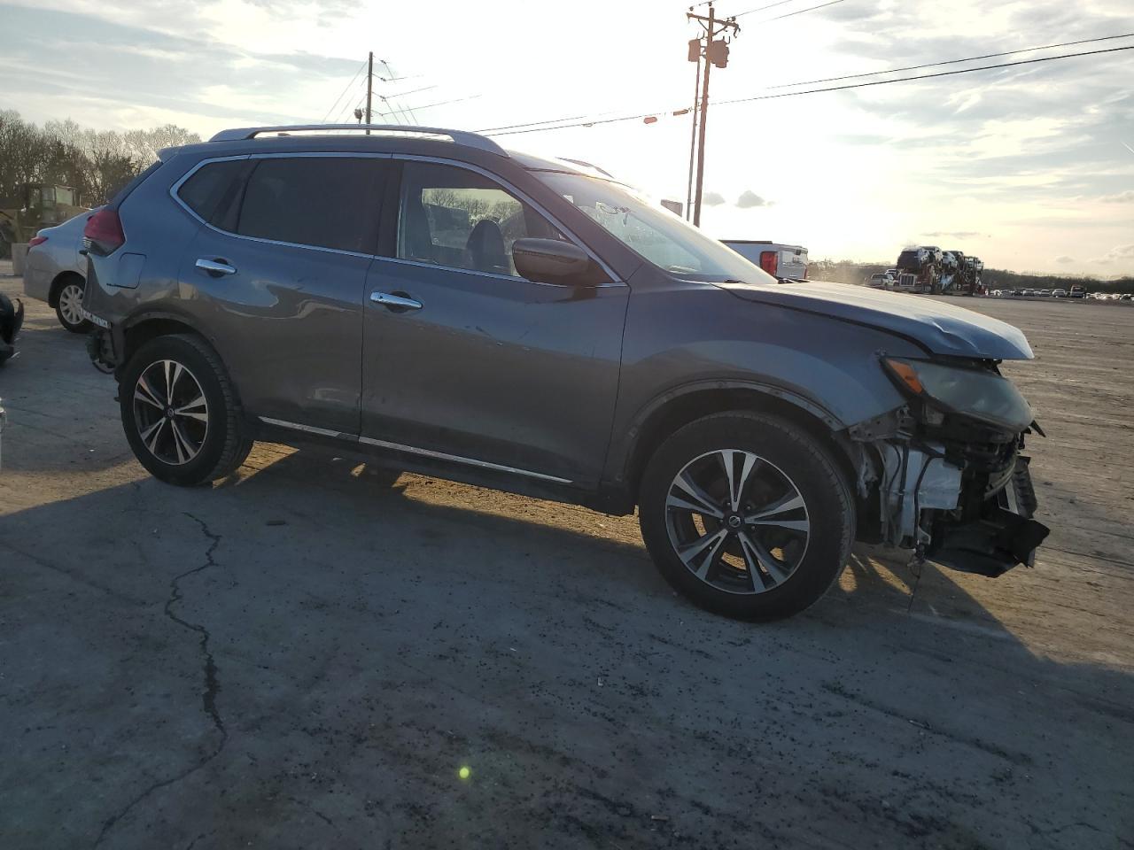 2018 NISSAN ROGUE S - Фото 4