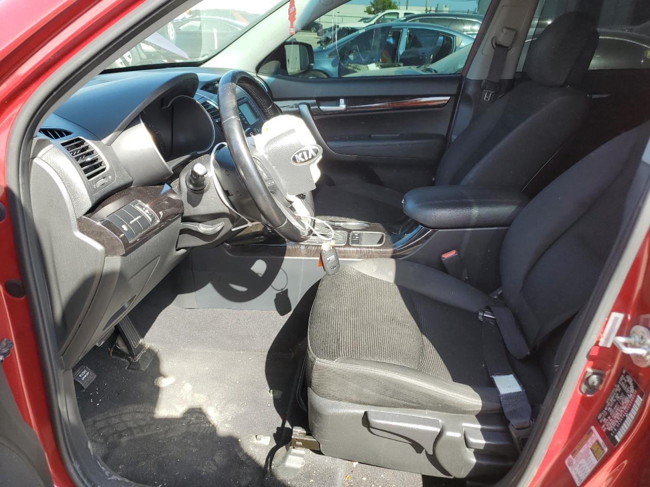 2014 KIA SORENTO LX - Image 7