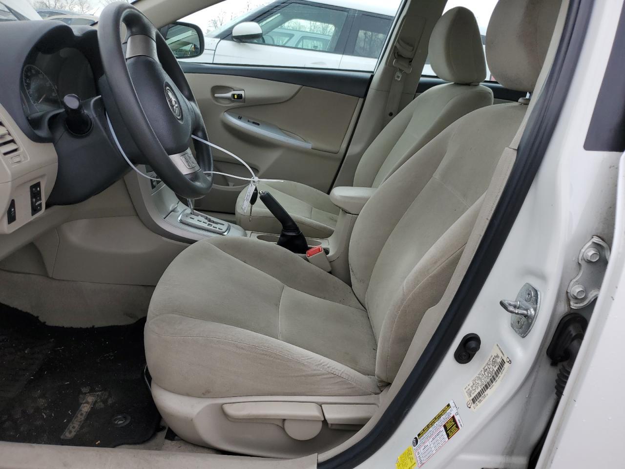 2013 TOYOTA COROLLA BA - Фото 7
