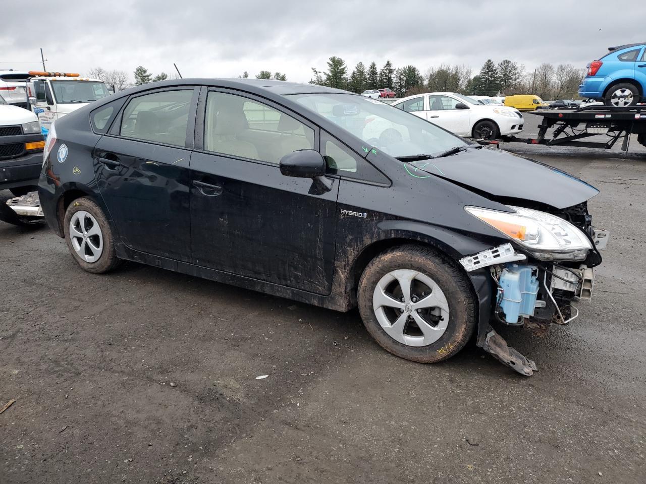 2015 TOYOTA PRIUS - Фото 4