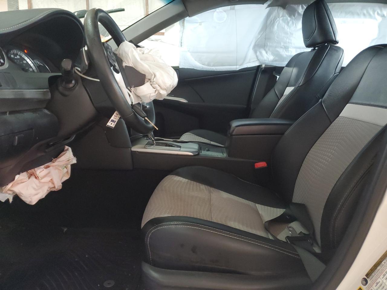 2014 TOYOTA CAMRY L - Image 7