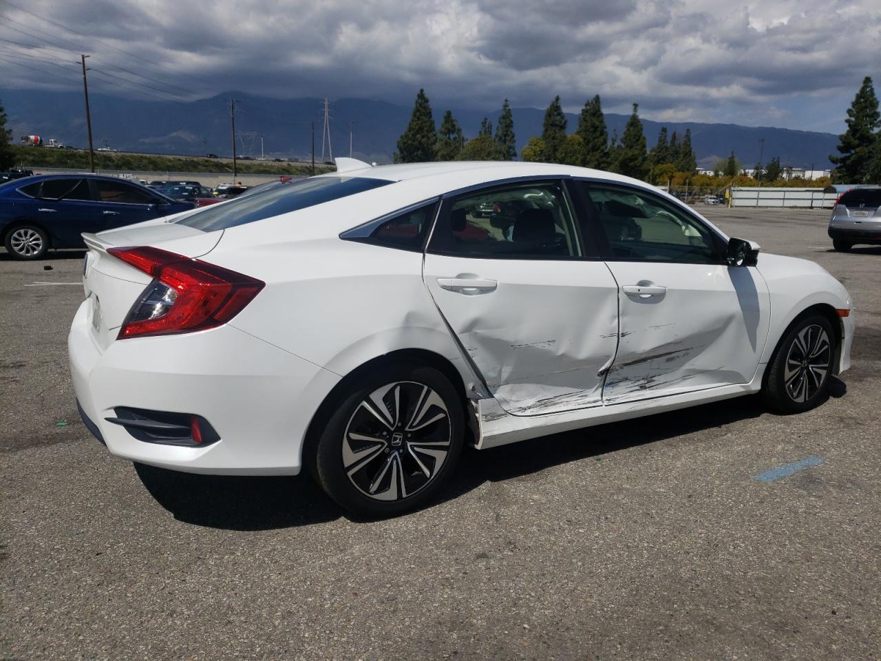 2018 HONDA CIVIC EX - Image 3
