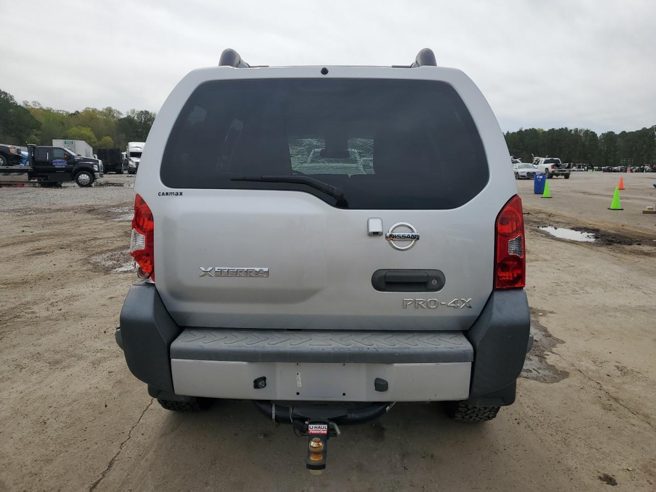 2014 NISSAN XTERRA X - Image 6