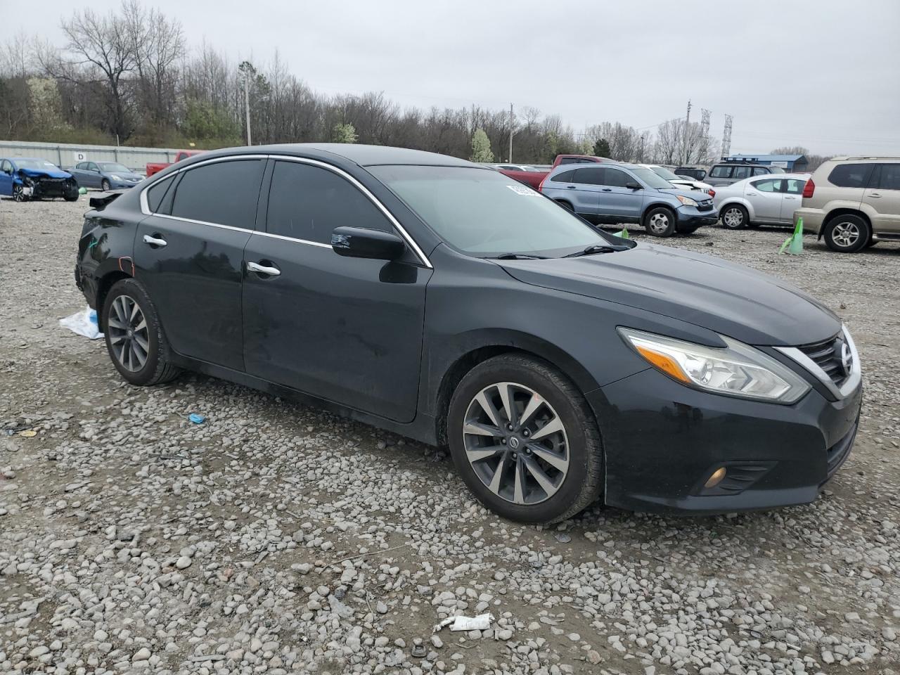 2017 NISSAN ALTIMA 2.5 - Image 4