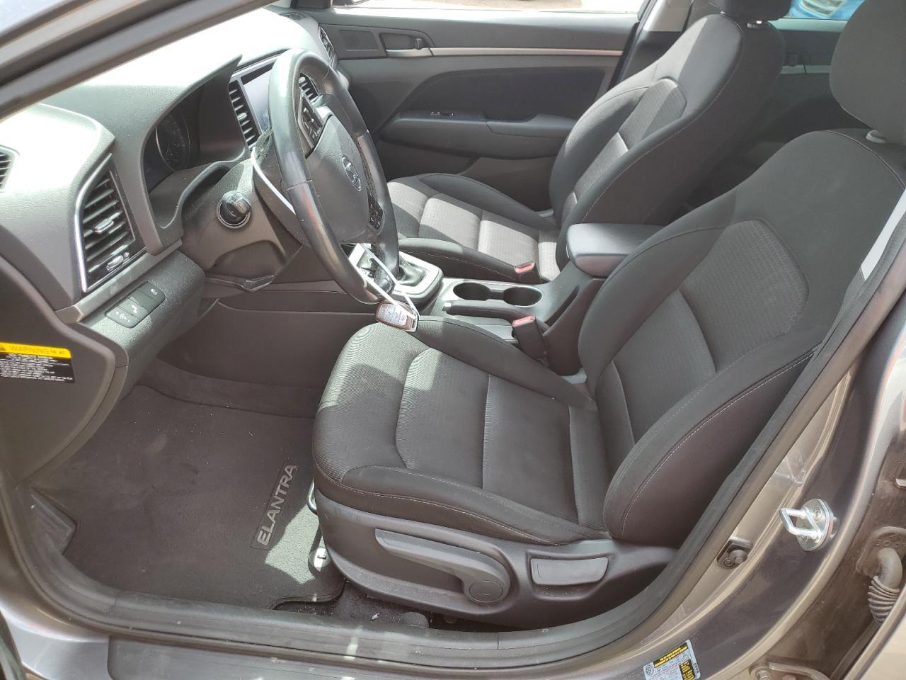 2018 HYUNDAI ELANTRA SE - Image 7