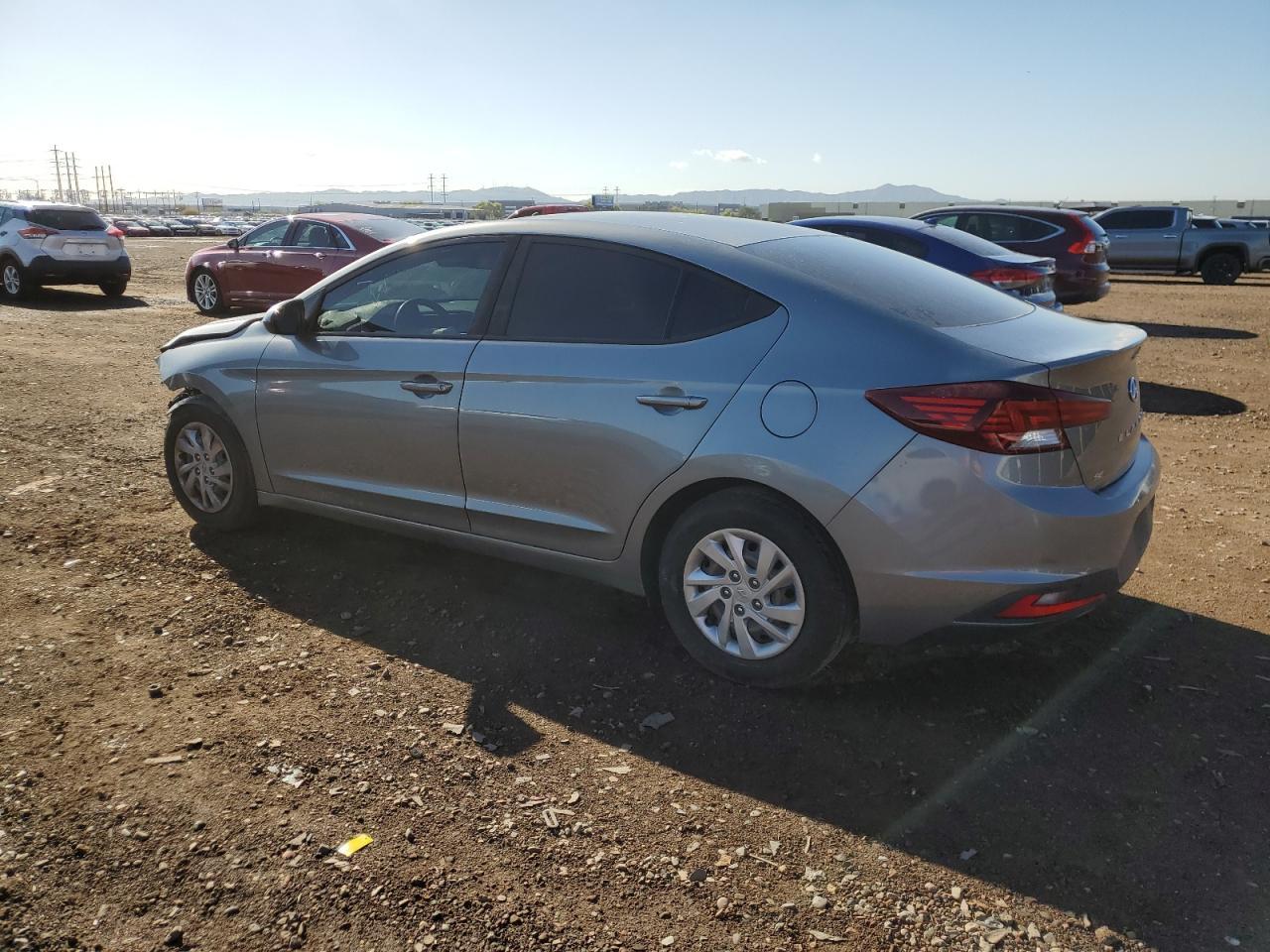 2019 HYUNDAI ELANTRA SE - Фото 2