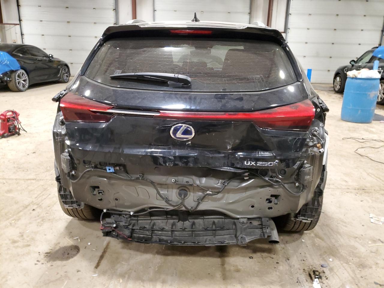 2021 LEXUS UX 250H - Image 6