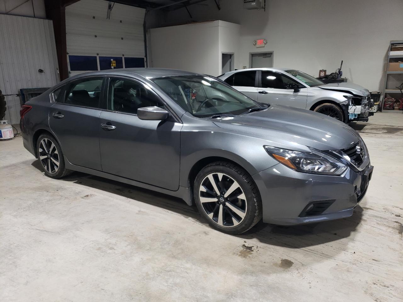 2018 NISSAN ALTIMA 2.5 - Фото 4