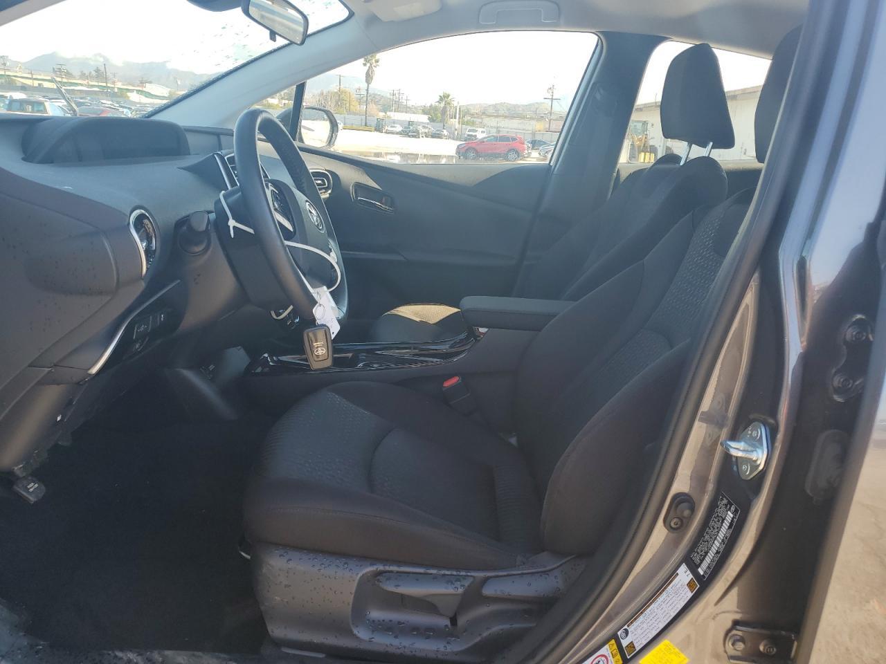 2019 TOYOTA PRIUS PRIM - Фото 7